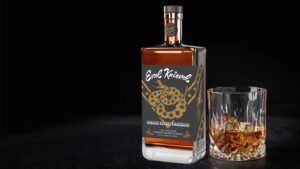 Evel Knievel Snake River Reserve 5 Year cask strength bourbon from Land Run Distillery with box and glass